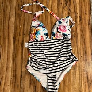 Cupshe One Piece Bathing Suit NWT